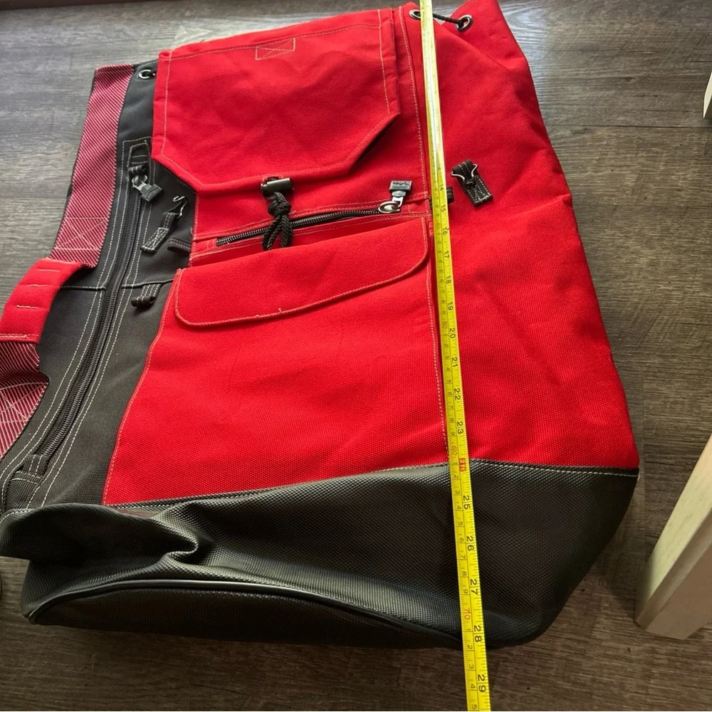 VTG 90s Marlboro UnlimitedDrawstringRed Duffel ShoulderWaterproof Backpack Large